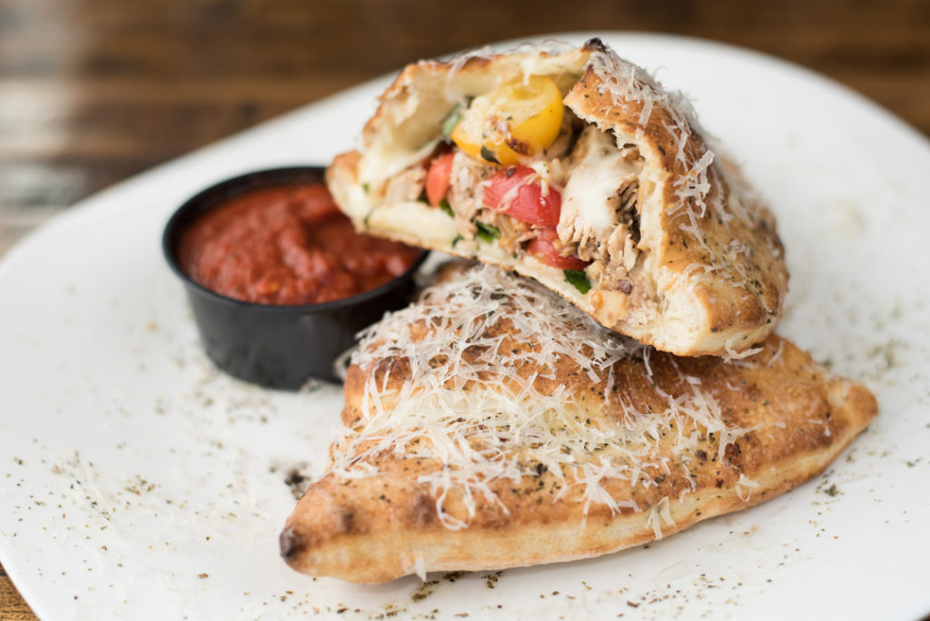 sauce-on-the-side-st-louis-handmade-calzones